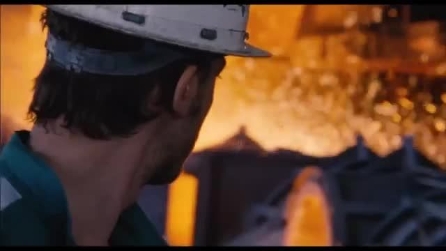 Acciaio - il trailer