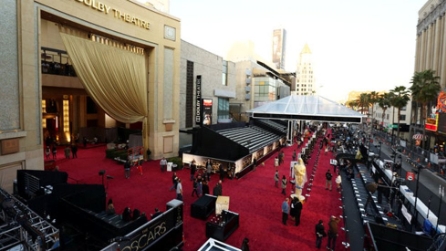 Anche la pioggia si ferma: la notte degli Oscar può avere inizio
