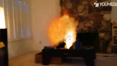 Fare e disfare è un gioco da ragazzi per un supereroe!