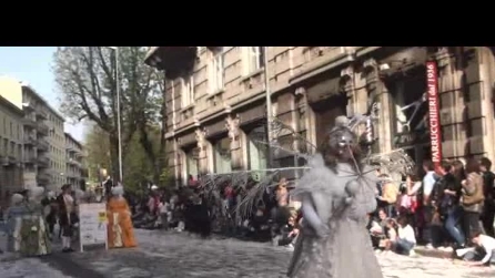 carnevale di mezza quaresima di bergamo del 30 3 2014 16° VIDEO