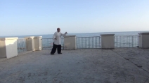 CORSI DI TAI CHI E QI GONG DA 10 EURO A ROMA FORMA 8 SECONDA visione frontale
