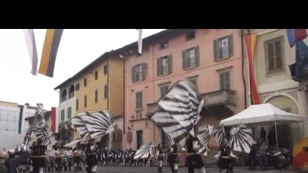 35° palio di martinengo del 2015 sbandieratori 4° video