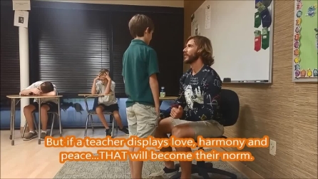 L'insegnante ha fiducia nei suoi alunni: "Siete fantastici studenti. Vi amo per questo"