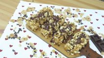 Buone, croccanti e leggere. Ecco come fare le barrette ai cereali con le vostre mani!