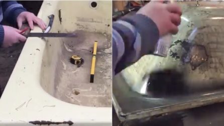 Mette una vecchia vasca in un forno: quello che realizza è unopera ... Vecchia vasca da bagno