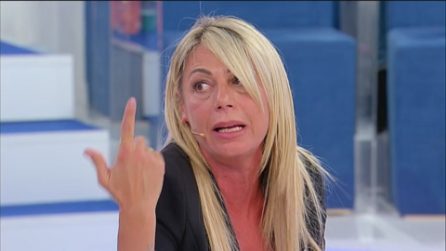 Uomini e Donne - La lite tra Aurora Tropea e Valentina Autiero