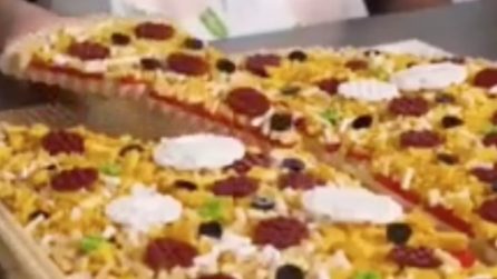 Una pizza diversa dalle altre ha conquistato il web