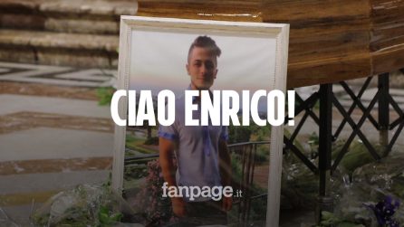 I funerali di Enrico, disperso in mare per otto giorni: "In Paradiso sposerai Margherita, il testimone sarà Lorenzo"