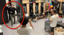 Barzagli entra negli spogliatoi ed è all'oscuro di tutto: la scena in casa Juve