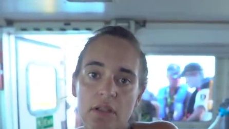 La Guardia di Finanza sulla Sea Watch 3, il messaggio della comandante Carola Rackete