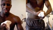 Finisce l'allenamento e strizza la maglia: il video di Mendy diventa virale