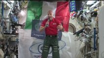 Parmitano parla in diretta dallo spazio su riscaldamento globale e Luna