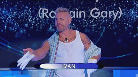 Uomini e Donne trono over, Ivan sfila per le dame vestito da saldatore