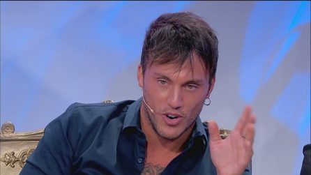 Uomini e Donne: Giulio attacca le sue corteggiatrici