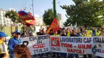Napoli, assunti e subito licenziati: la lettera dei lavoratori della Caf al ministro Luigi Di Maio