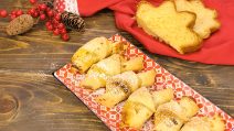 Cornetti di pandoro e sfoglia ripieni di crema: il dolcetto veloce e squisito!