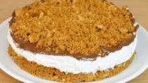 Sbriciolata senza cottura con crema di nocciole: il dolce che farà felice tutta la famiglia!