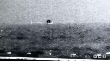 UFO in grado di immergersi filmato dalla marina americana: le immagini